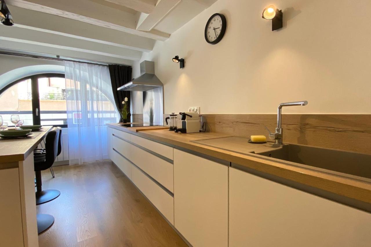 Le Royal 4 - Apartment For 4 People In The City Center Аннесі Екстер'єр фото