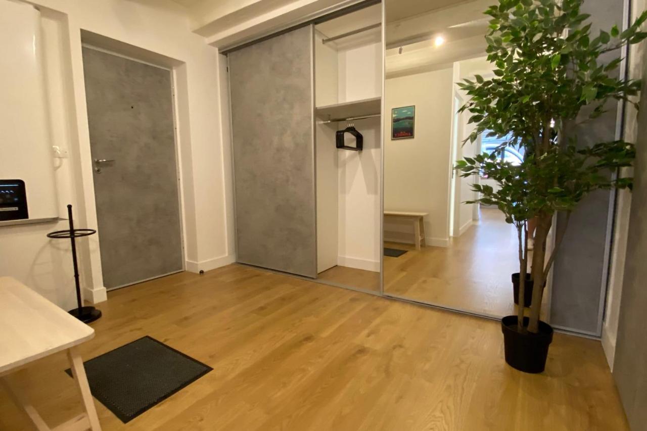 Le Royal 4 - Apartment For 4 People In The City Center Аннесі Екстер'єр фото