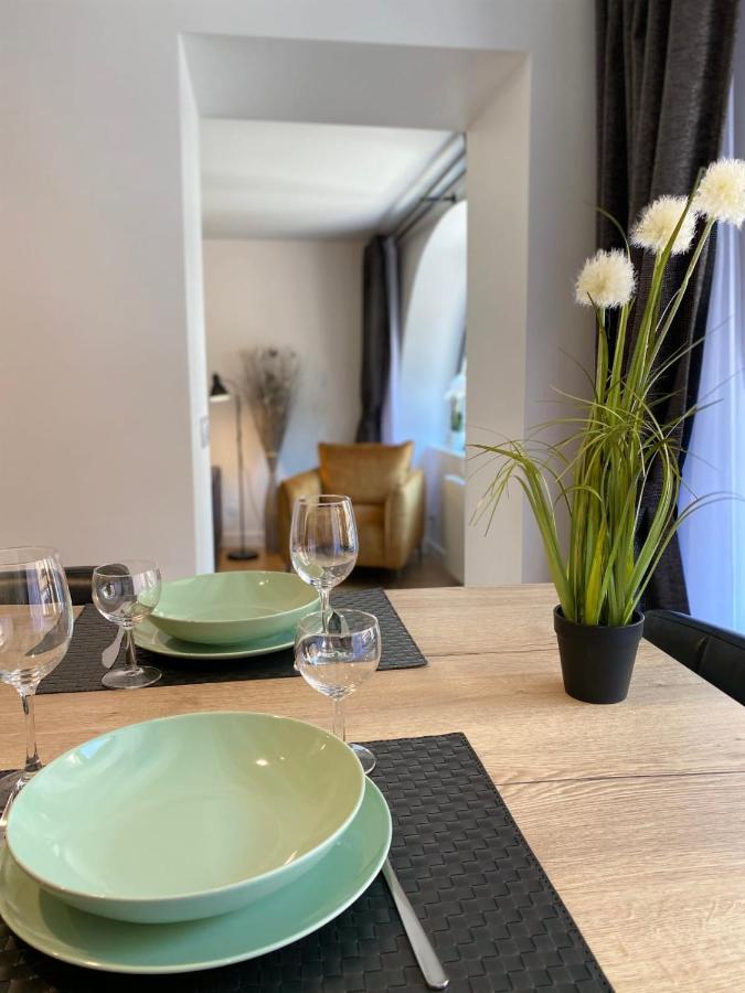 Le Royal 4 - Apartment For 4 People In The City Center Аннесі Екстер'єр фото